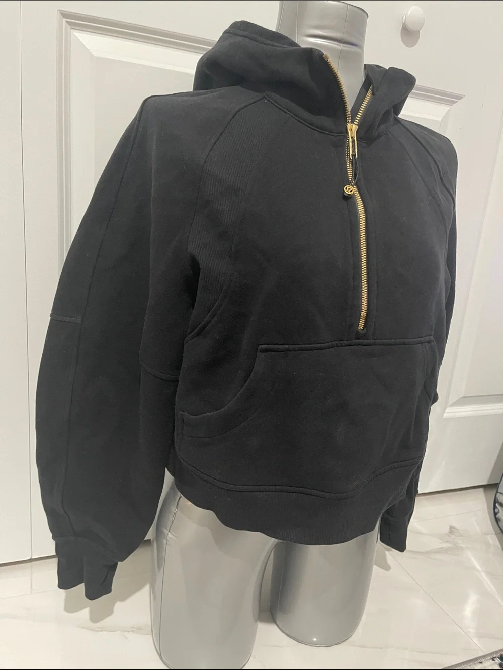 lululemon athletica classic black